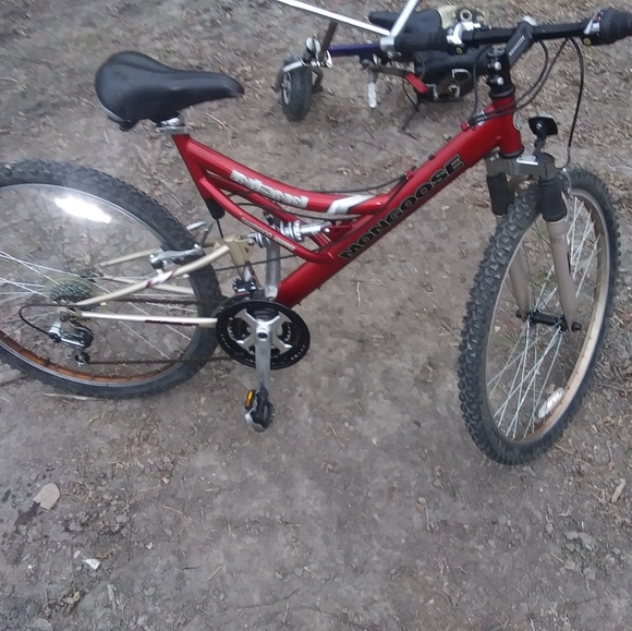 Bike - Picture 4 of 5